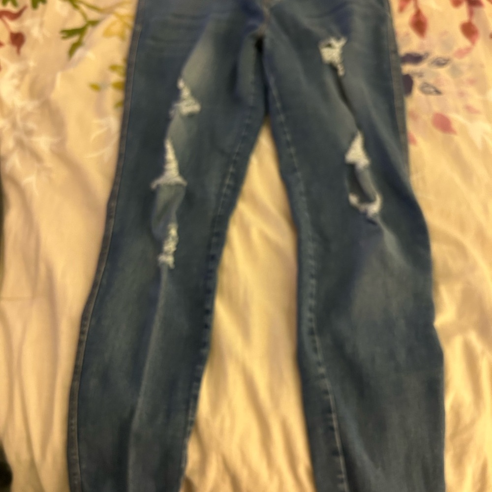 Trendy Blue Denim Distressed Women's Skinny Jeggings